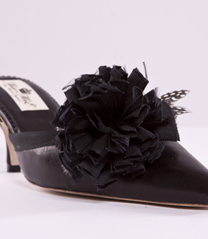 Flower Mule Shoe Image 1